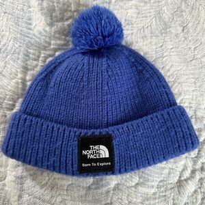 North face infant hat
